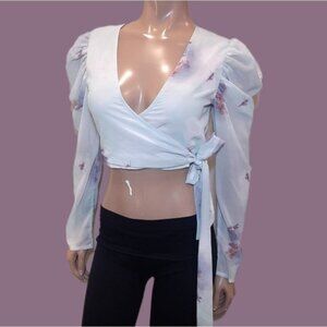 In The Style Floral Crop Top Womens Size Small ? Green Long Puff Sleeve Wrap Tie